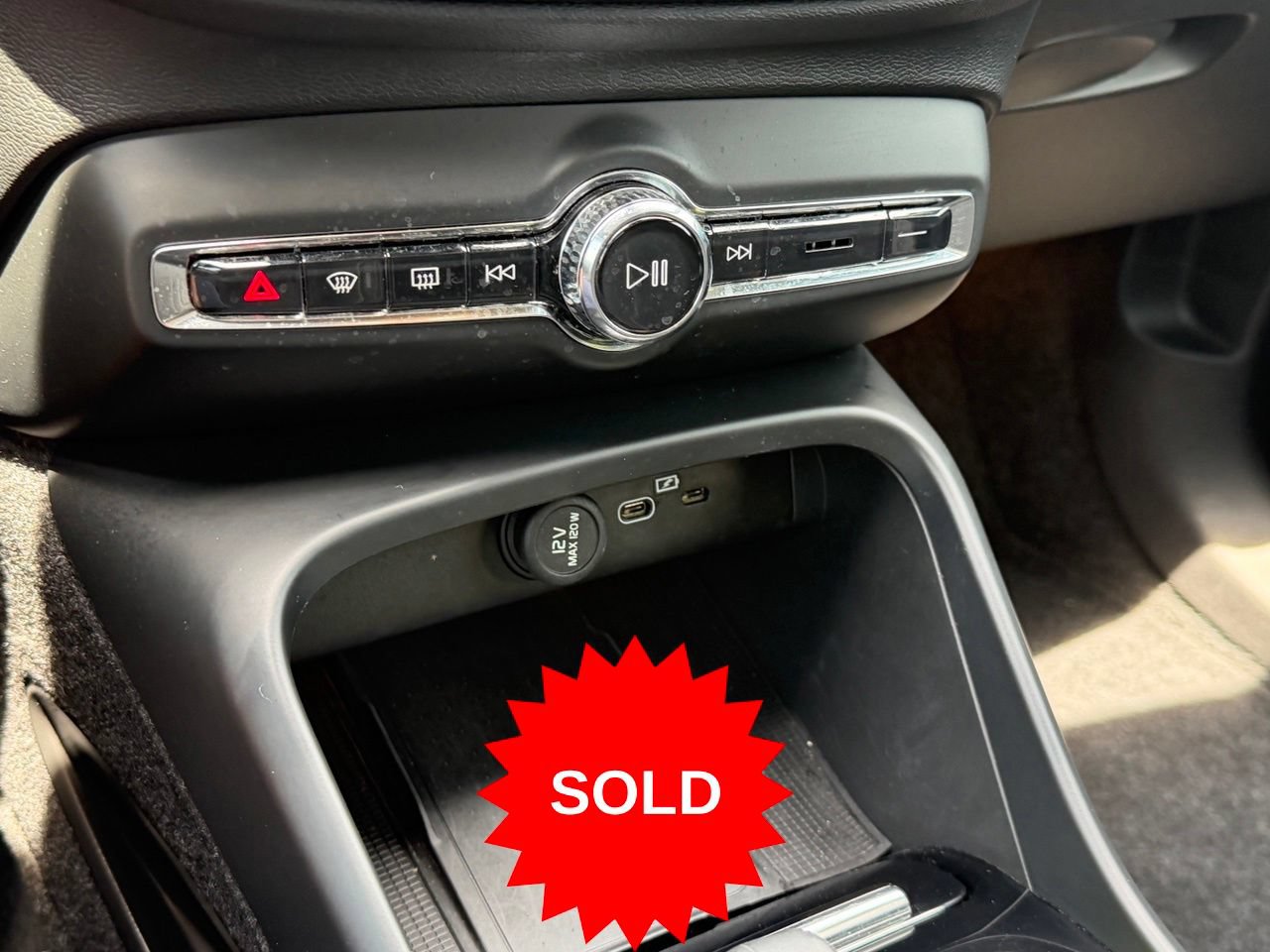 Certified 2023 Volvo C40 P8 Recharge Plus AWD/4WD image 20