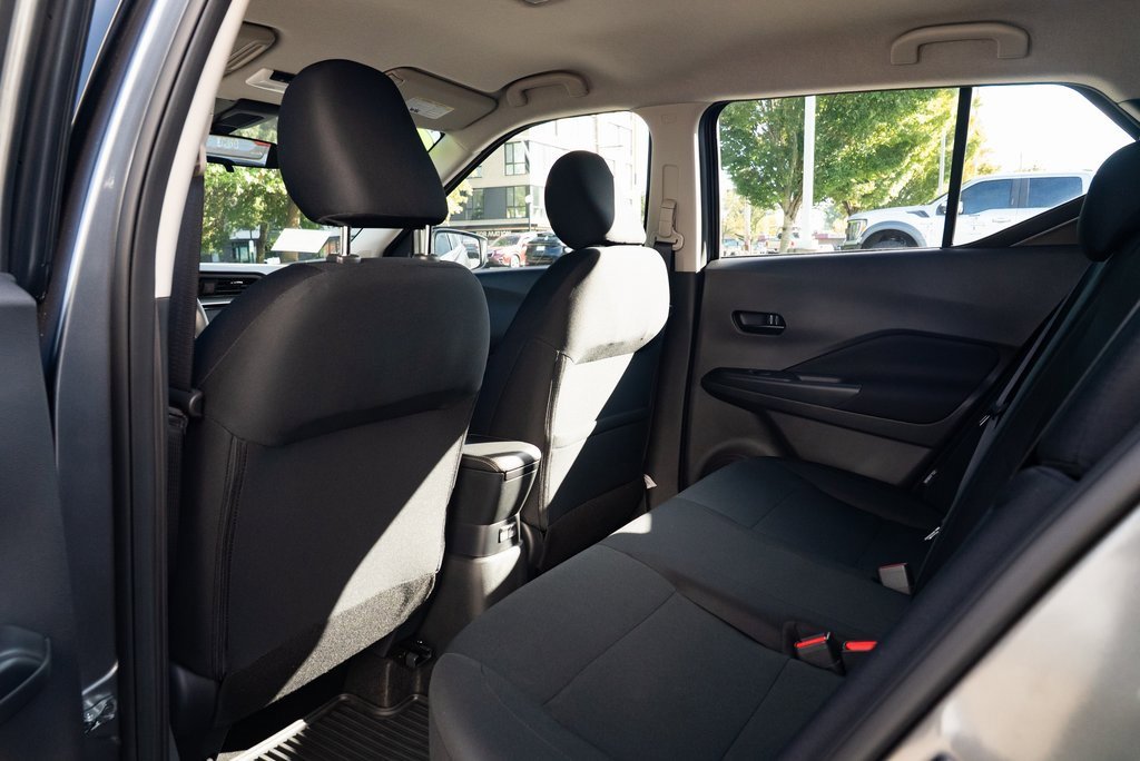New 2025 Nissan Kicks Play S image 21