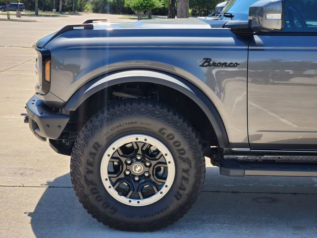 Used 2022 Ford Bronco Outer Banks w/ Sasquatch Package AWD/4WD image 8