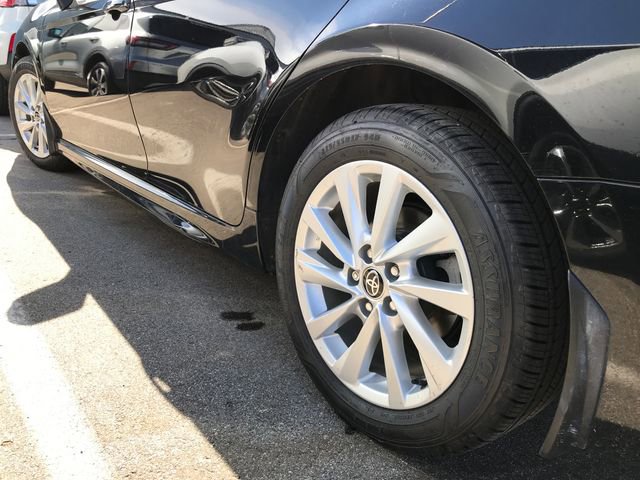 Used 2023 Toyota Camry SE image 10