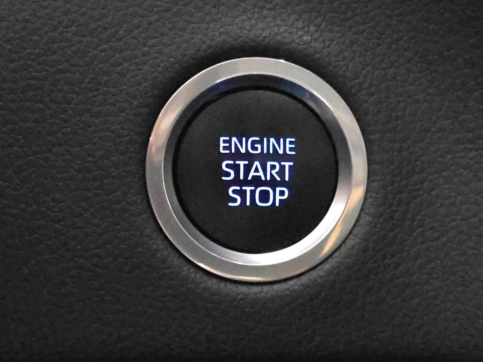 Used 2024 Toyota Tundra Limited AWD/4WD image 19