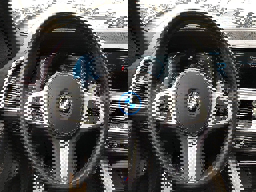 Used 2023 BMW X5 xDrive45e w/ Executive Package image 22