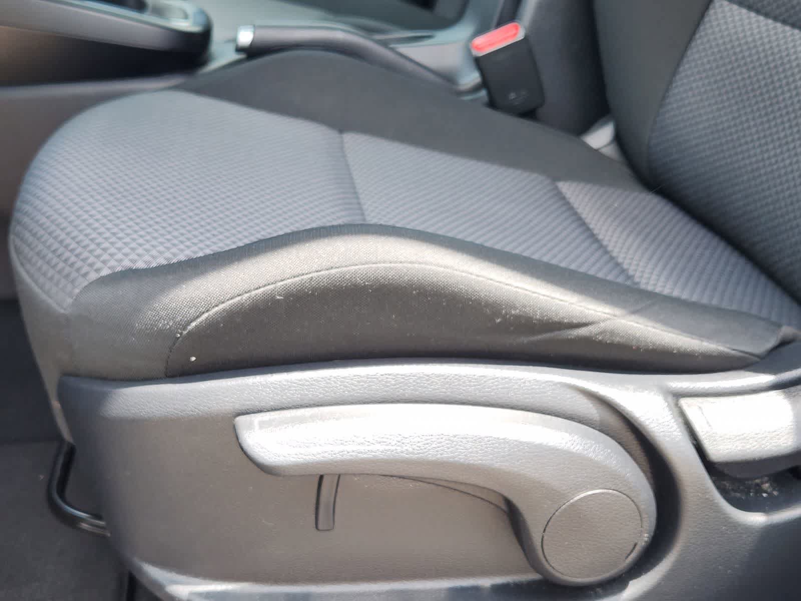 Certified 2025 Kia Soul LX w/ LX Technology Package FWD image 23