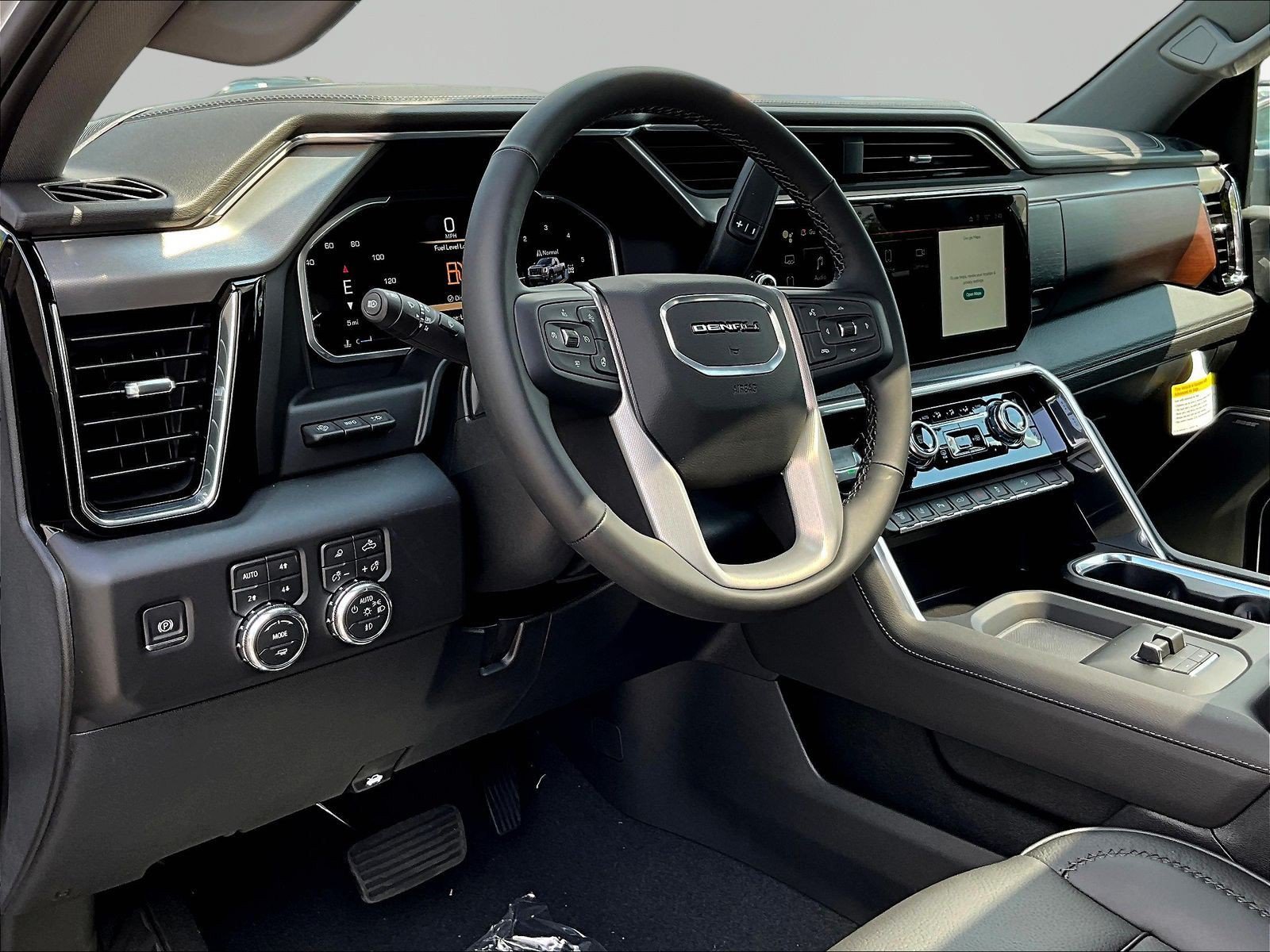 New 2026 GMC Sierra 2500 Denali w/ Denali Reserve Package AWD/4WD image 16