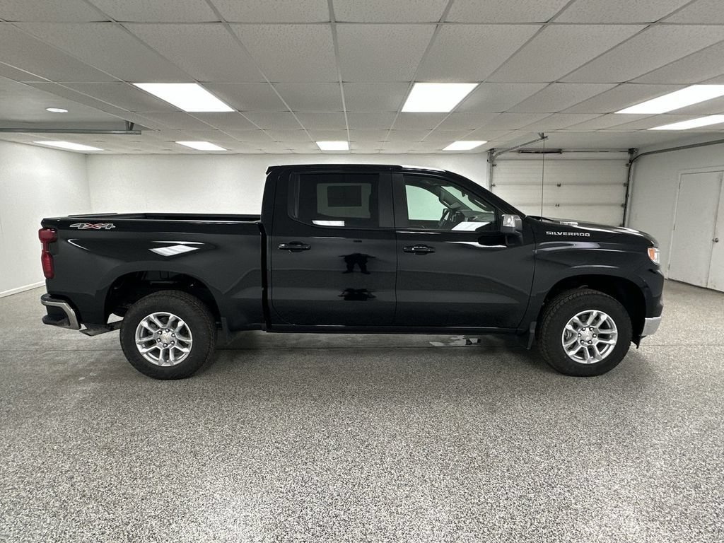 New 2026 Chevrolet Silverado 1500 LT AWD/4WD image 9