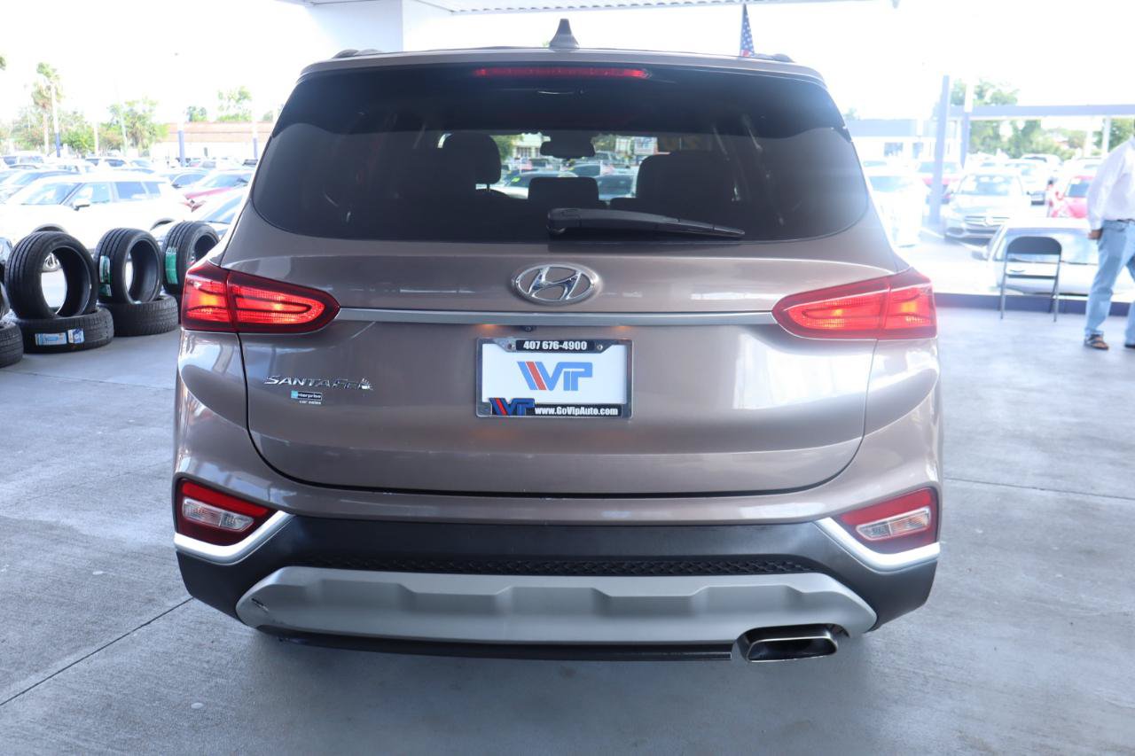 Used 2020 Hyundai Santa Fe SEL FWD image 8