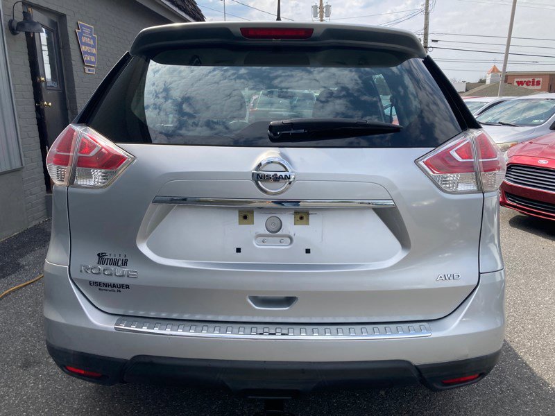 Used 2015 Nissan Rogue S image 5