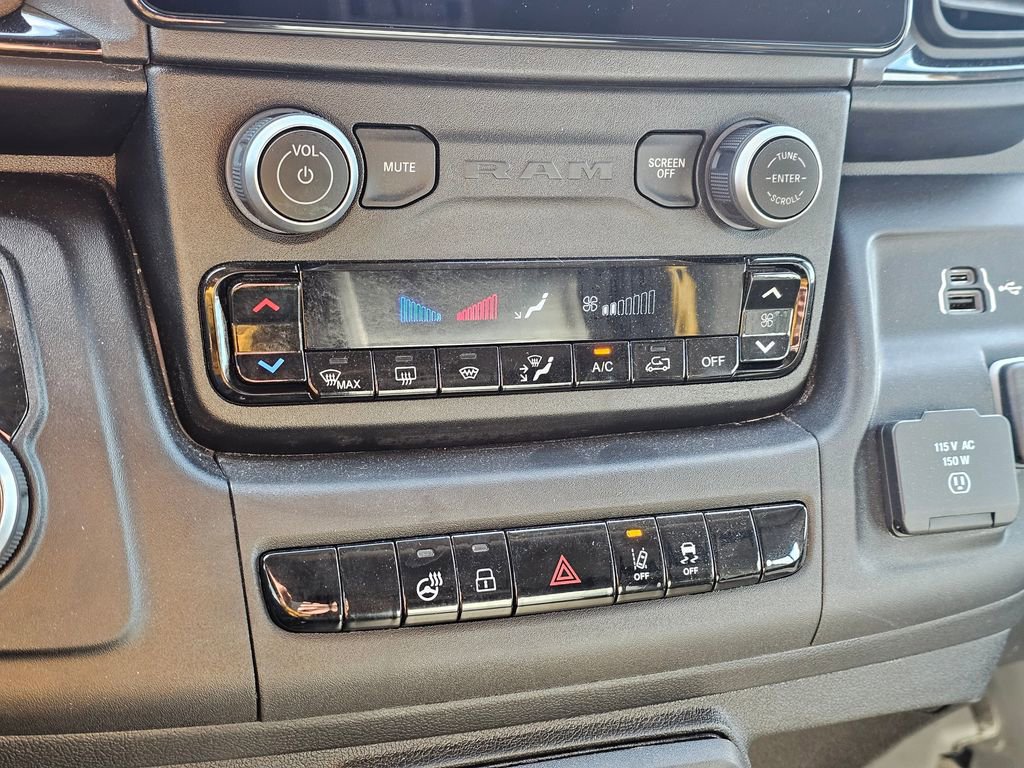 New 2024 RAM ProMaster 3500 w/ Delivery Van Package image 23