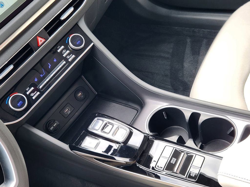 Certified 2023 Hyundai Sonata SEL w/ Winter Weather Package image 19