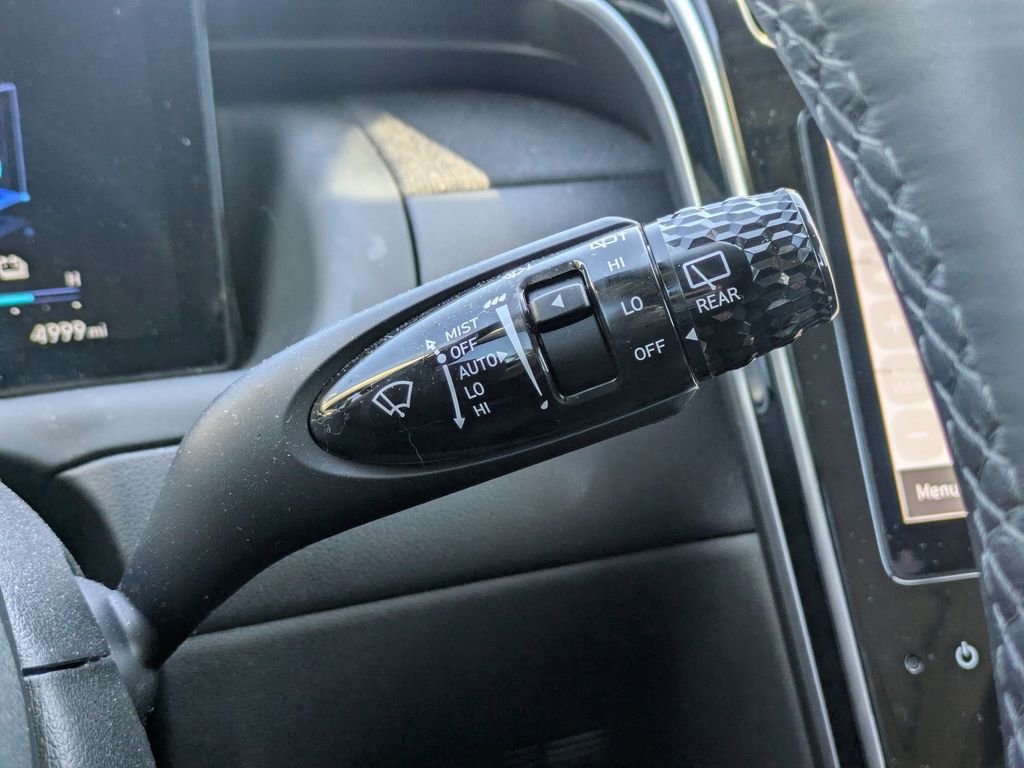Used 2024 Hyundai Tucson Limited image 30