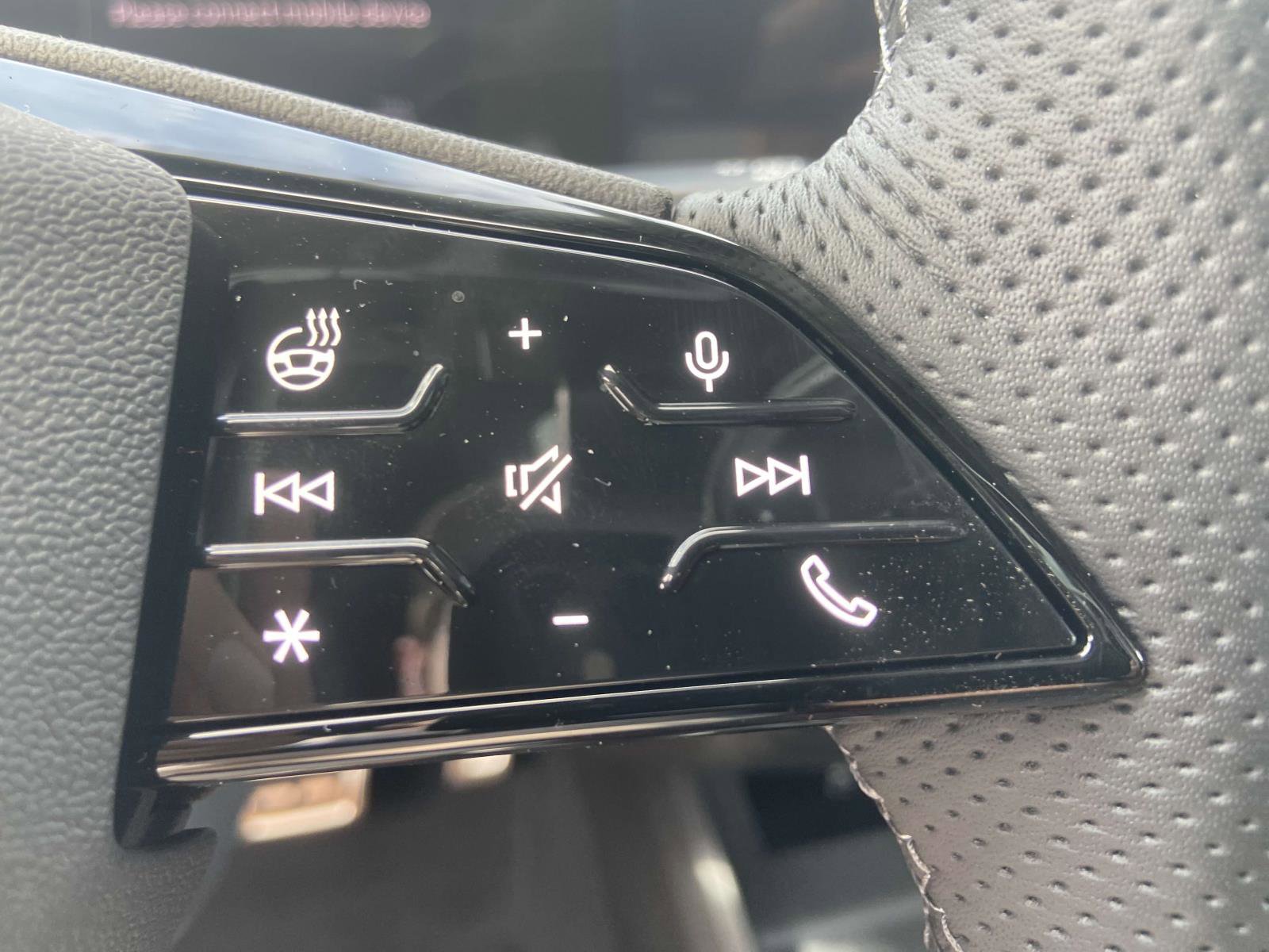 New 2025 Audi SQ6 e-tron Premium Plus image 23