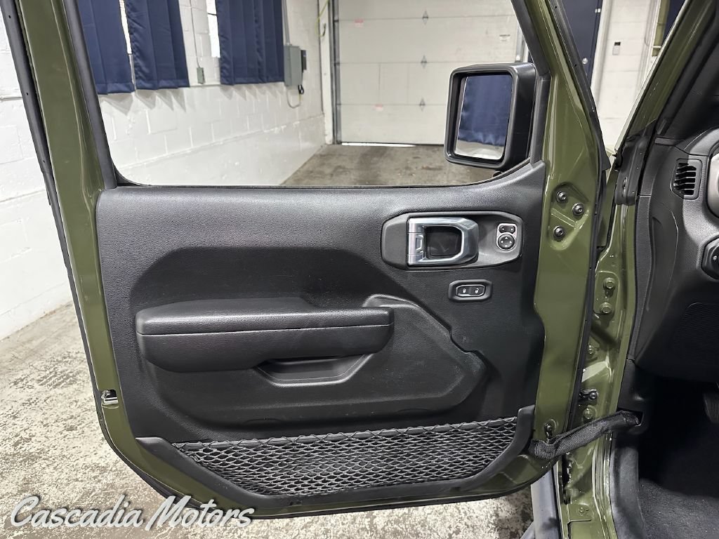 Used 2021 Jeep Wrangler Unlimited Sport AWD/4WD image 19