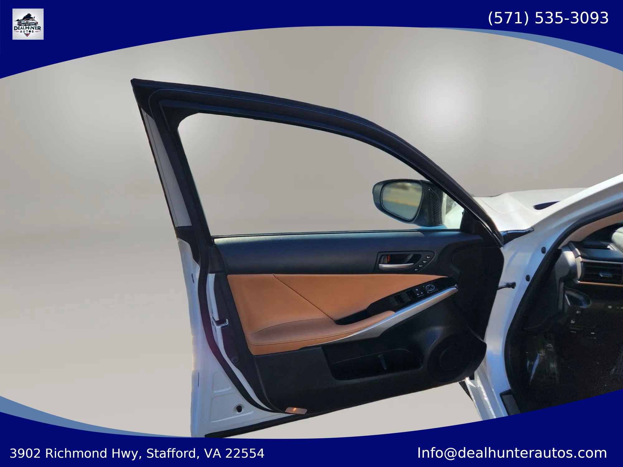 Used 2018 Lexus IS 300 AWD w/ Comfort Package image 19