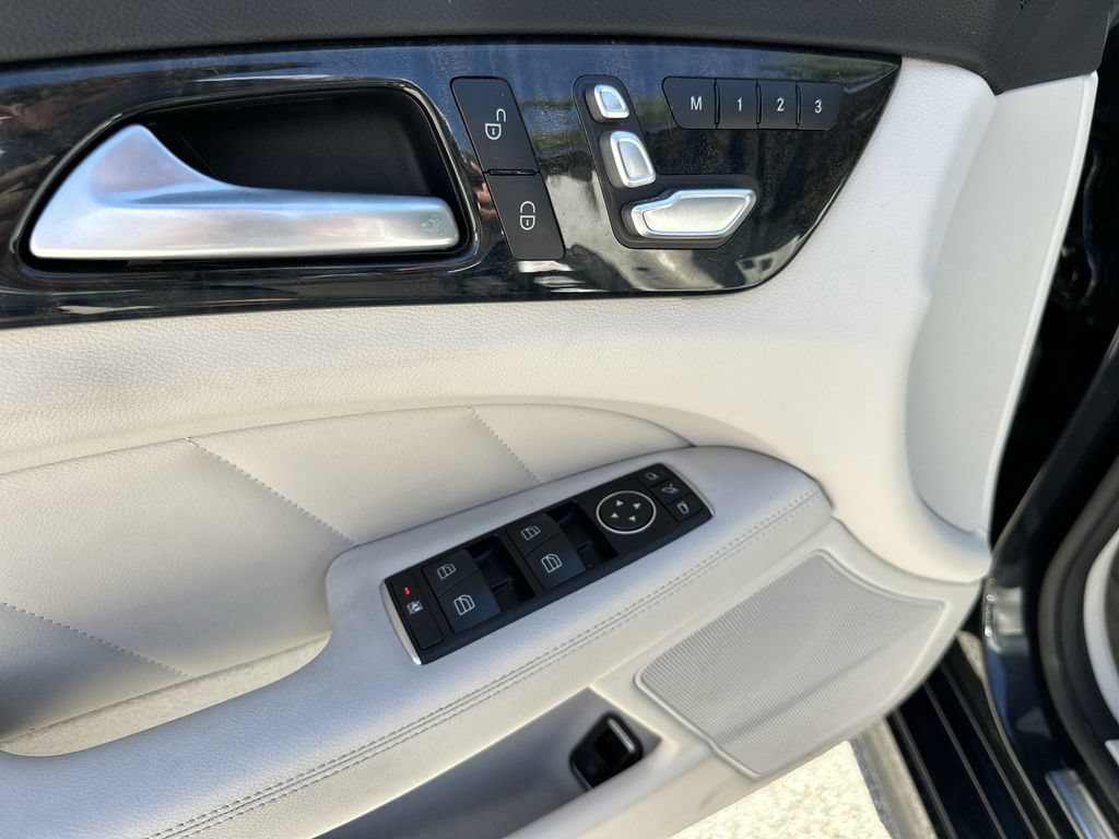 Used 2016 Mercedes-Benz CLS 400 4MATIC image 31