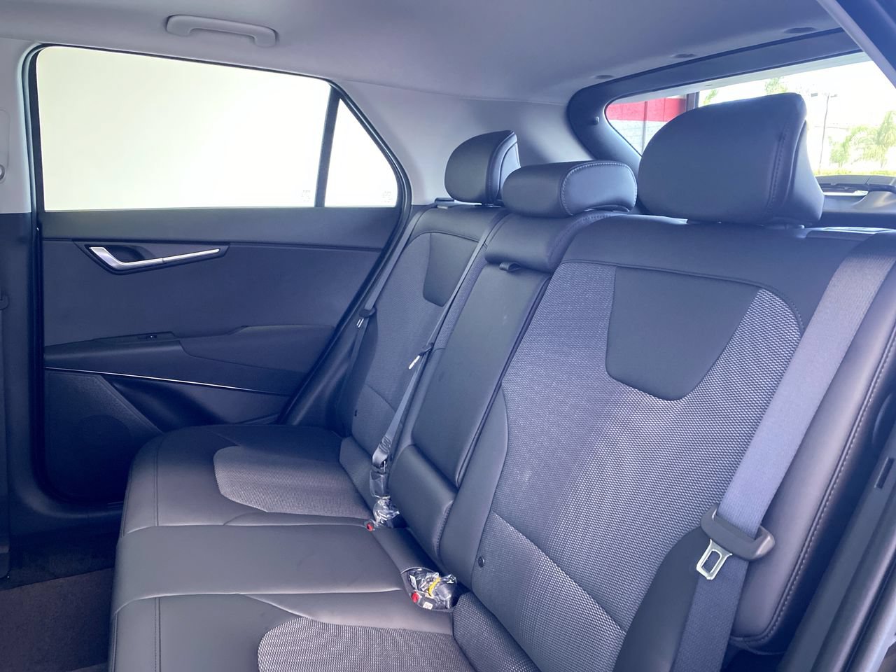 New 2026 Kia Niro EX w/ EX Premium Package FWD image 35