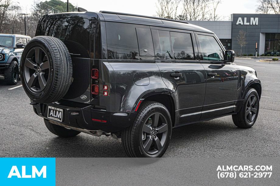 Used 2023 Land Rover Defender 110 X-Dynamic SE AWD/4WD image 6