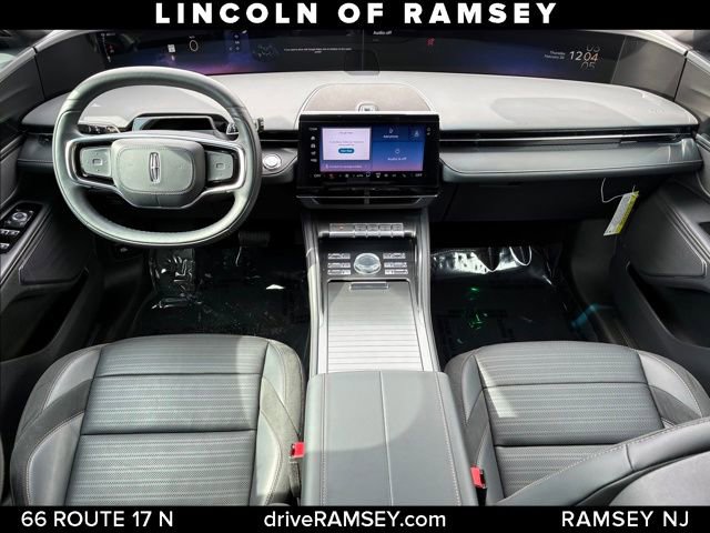 Used 2024 Lincoln Nautilus Reserve w/ Jet Appearance Package (87T) AWD/4WD image 21