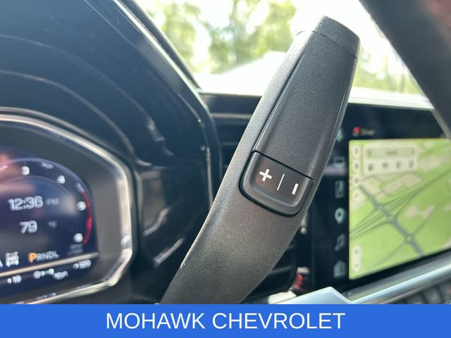 Used 2025 Chevrolet Silverado 2500 LTZ w/ LTZ Convenience Package AWD/4WD image 17