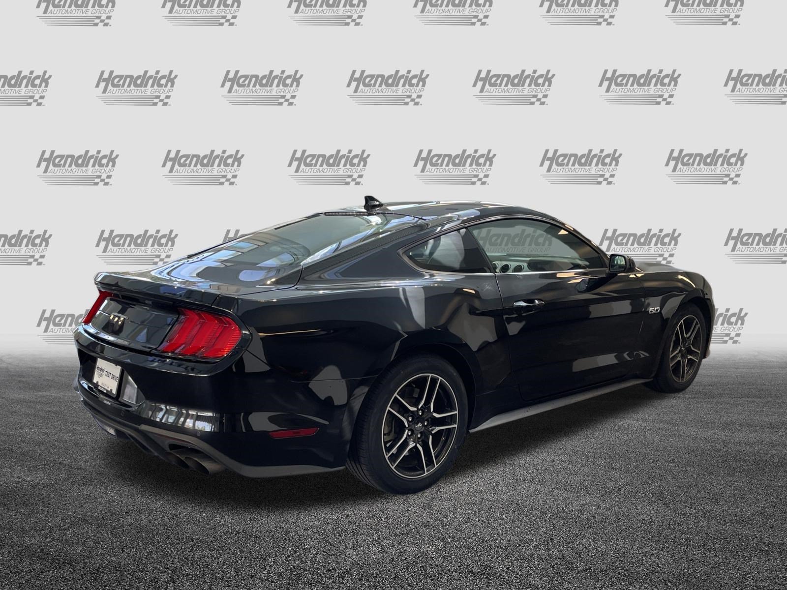 Used 2022 Ford Mustang GT Premium RWD image 11