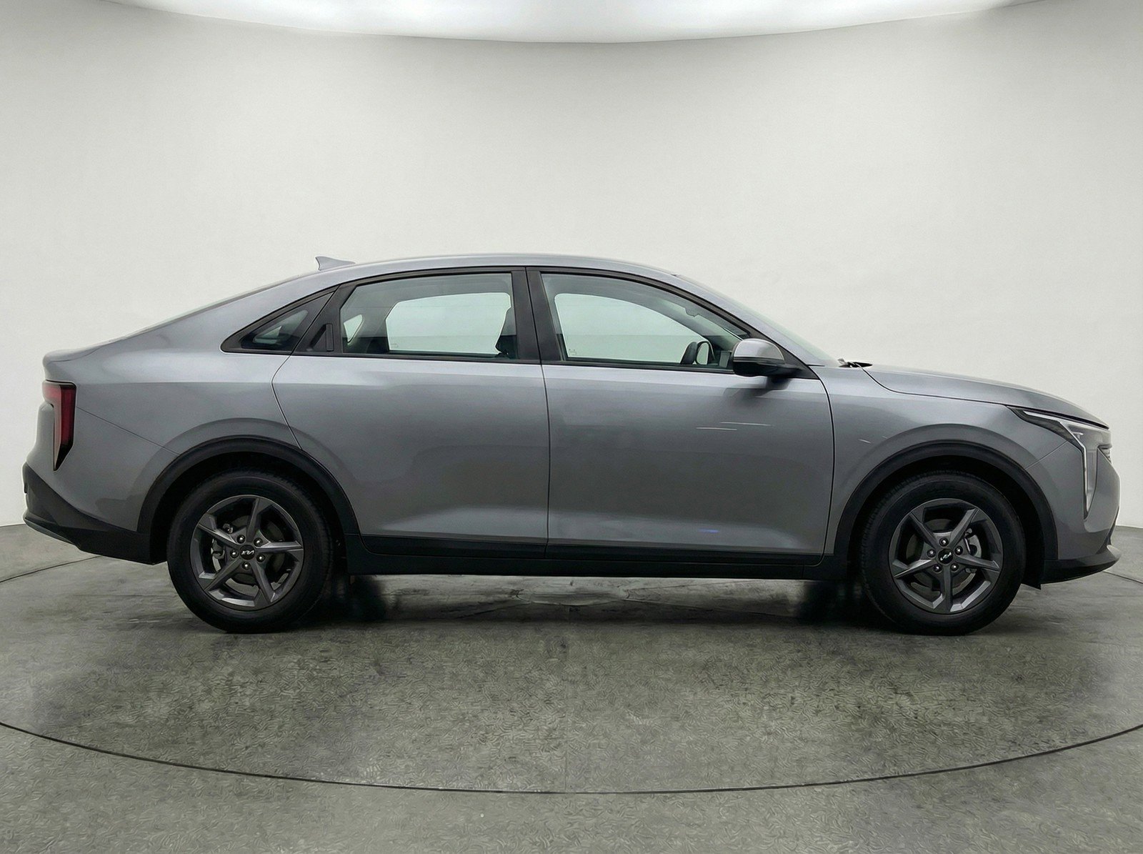 Used 2025 Kia K4 LXS image 11