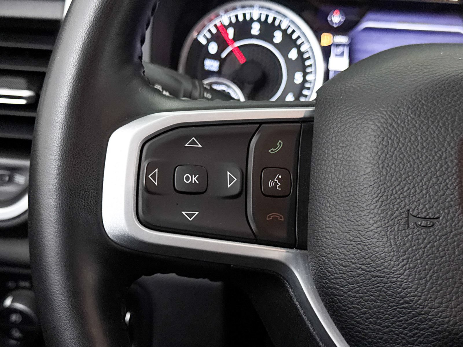 Used 2023 RAM 1500 Big Horn AWD/4WD image 31