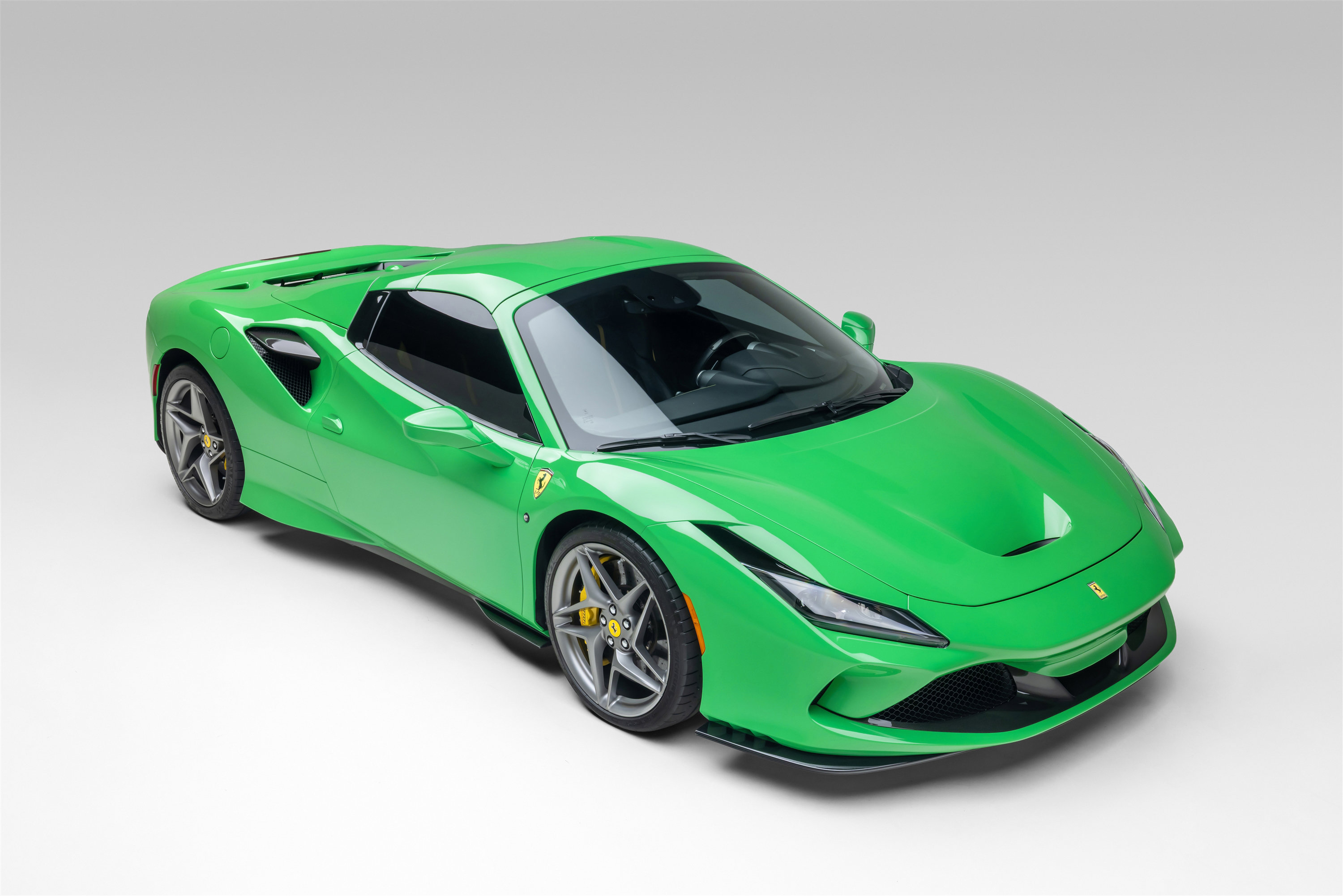 Certified 2023 Ferrari F8 Tributo RWD image 15