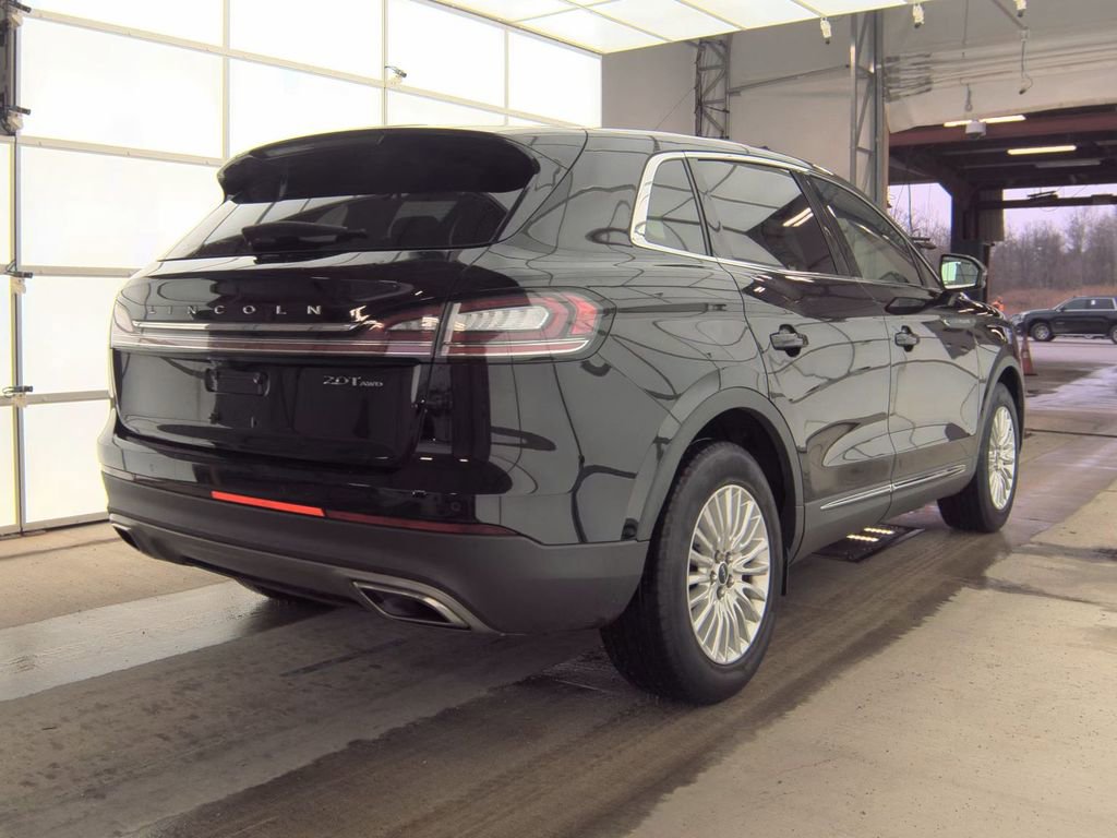 Used 2019 Lincoln Nautilus Premier image 7