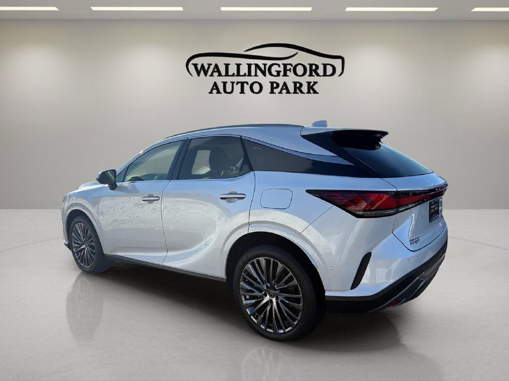 Used 2025 Lexus RX 450h AWD w/ Convenience Package image 22