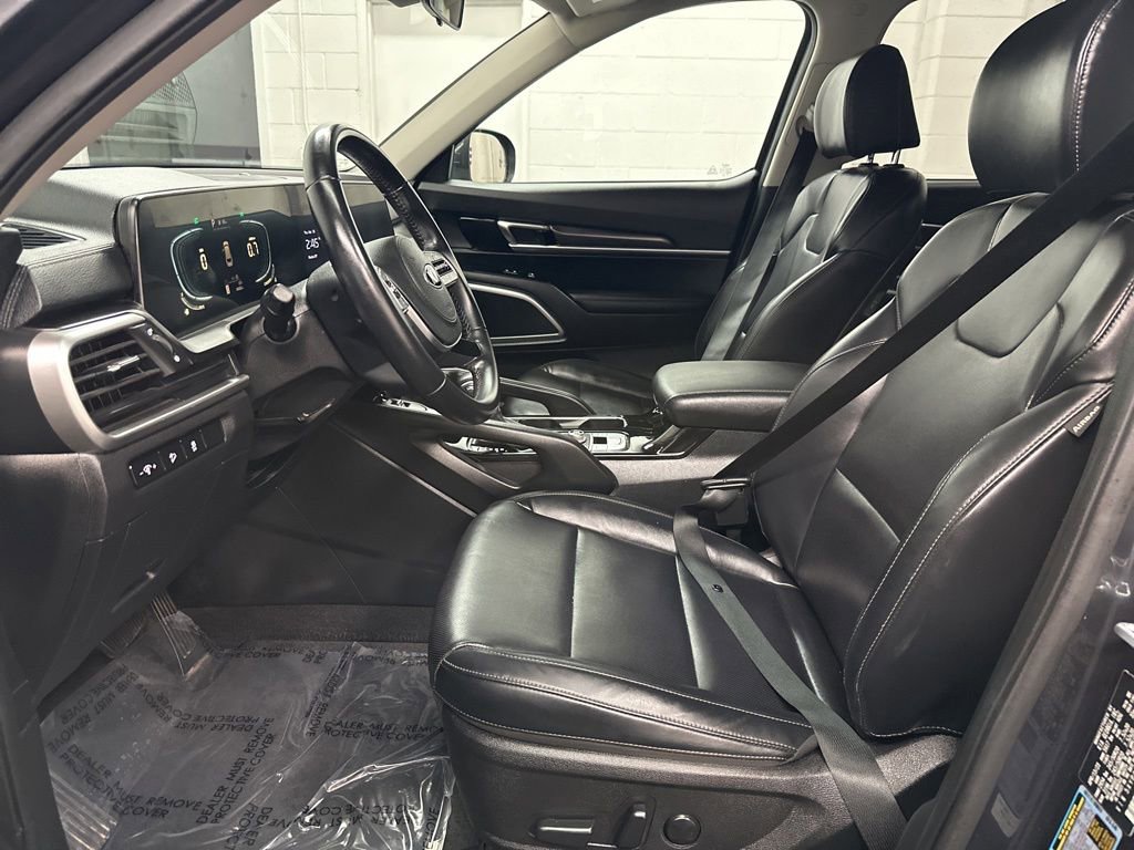 Used 2023 Kia Telluride S AWD/4WD image 19