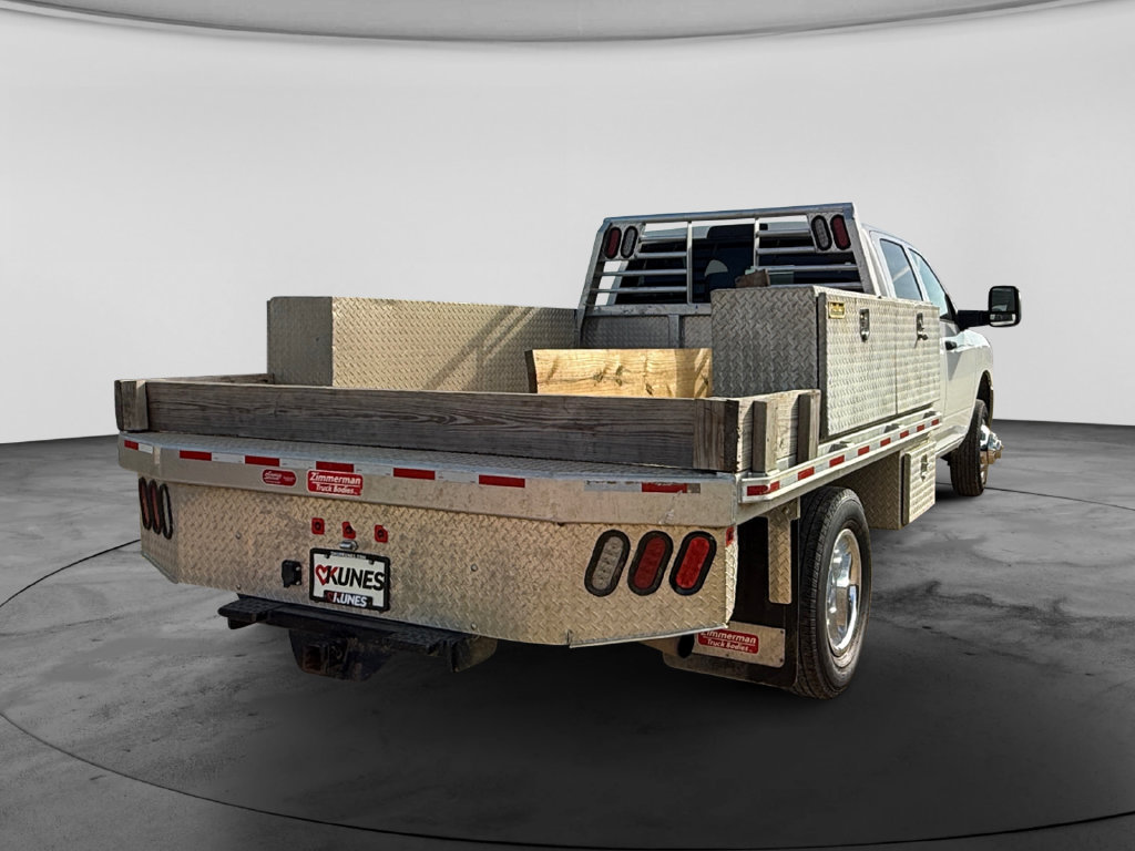 Used 2024 RAM 3500 Tradesman w/ Chrome Appearance Group AWD/4WD image 8