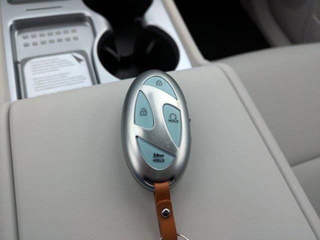 New 2026 Hyundai Ioniq 9 SEL image 28