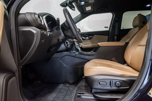 Used 2020 Chevrolet Blazer Premier w/ LPO, Floor Liner Package FWD image 11