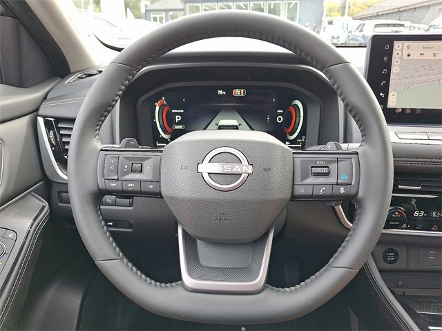 New 2026 Nissan Rogue Platinum image 9