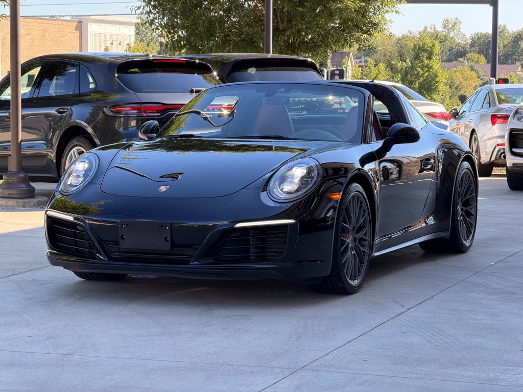 Used 2018 Porsche 911 Targa 4S AWD/4WD image 10