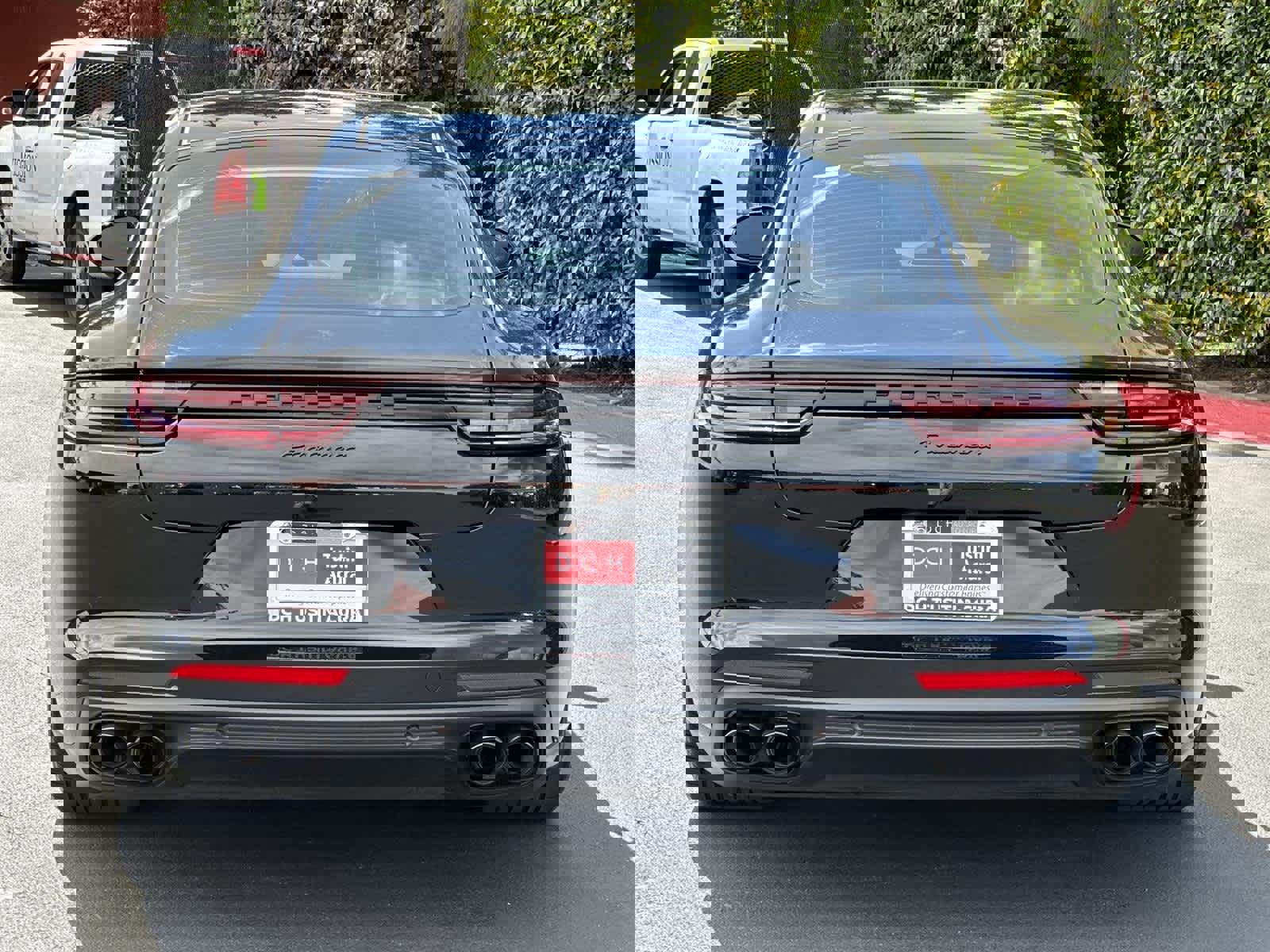 Used 2020 Porsche Panamera 4 image 5