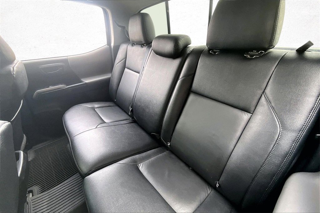Used 2023 Toyota Tacoma SR5 w/ Technology Package image 23