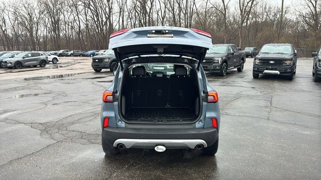 Certified 2023 Ford Escape Platinum w/ Class II Trailer Tow Package image 28