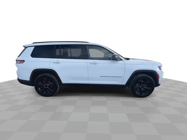 Used 2023 Jeep Grand Cherokee L Laredo image 9