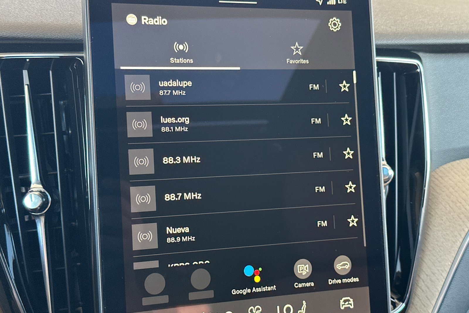 New 2026 Volvo XC60 B5 Plus w/ Climate Package image 15