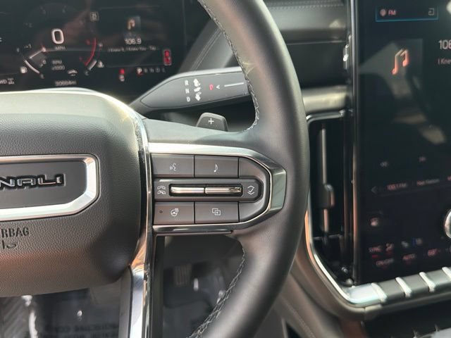 Used 2025 GMC Yukon Denali w/ Sun & Power Step Package AWD/4WD image 30