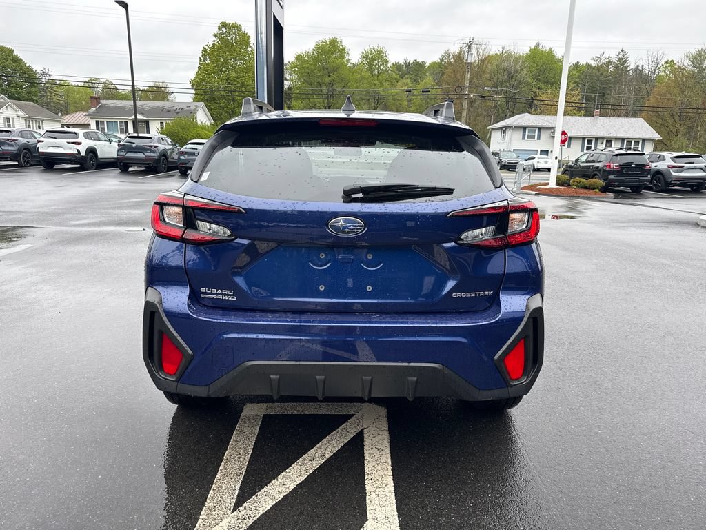 Used 2025 Subaru Crosstrek 2.0i Premium AWD/4WD image 4