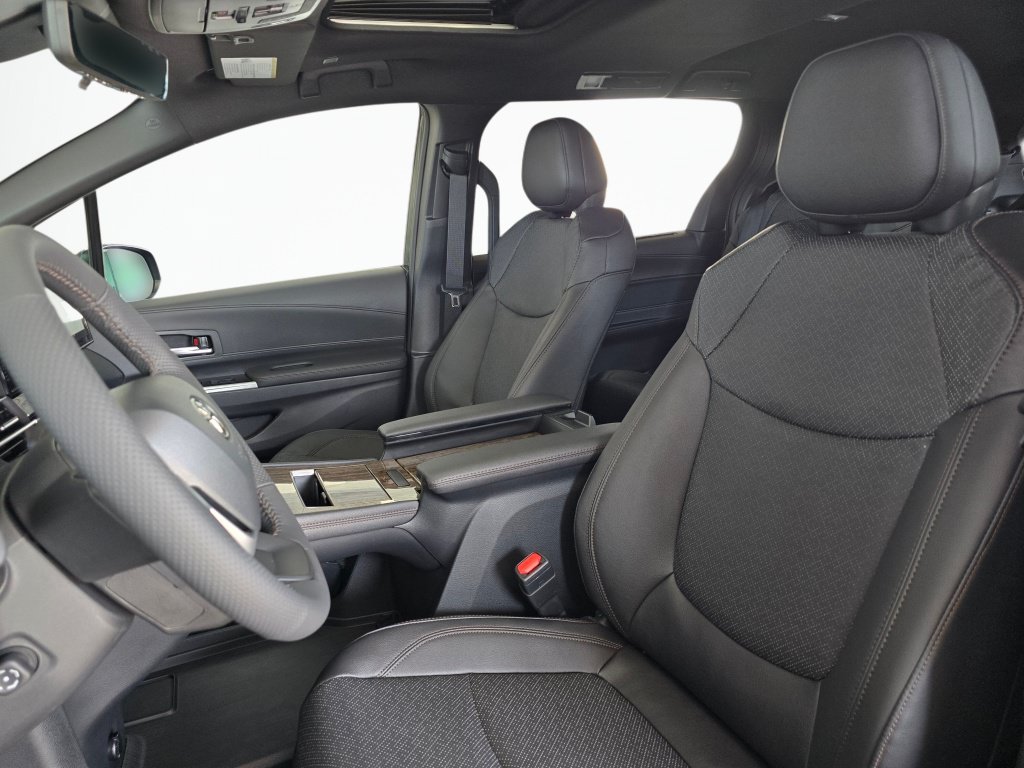New 2026 Toyota Sienna Limited AWD/4WD image 19