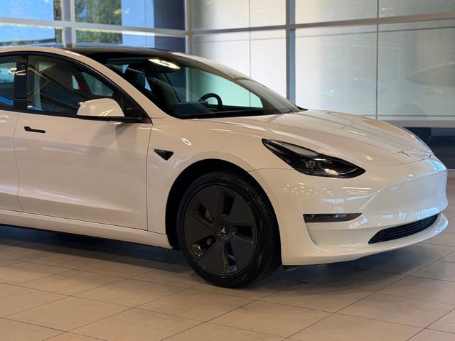Used 2023 Tesla Model 3 Standard Range RWD image 5