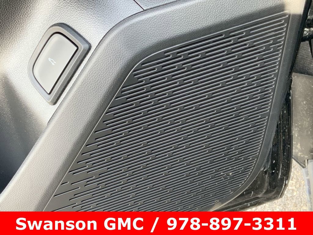 New 2026 GMC Terrain Denali w/ LPO, Floor Liner Package image 24