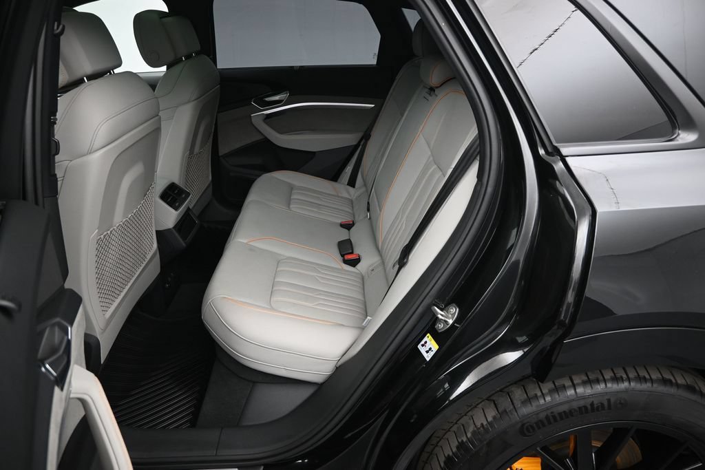 Used 2023 Audi e-tron Chronos w/ Chronos Package AWD/4WD image 12