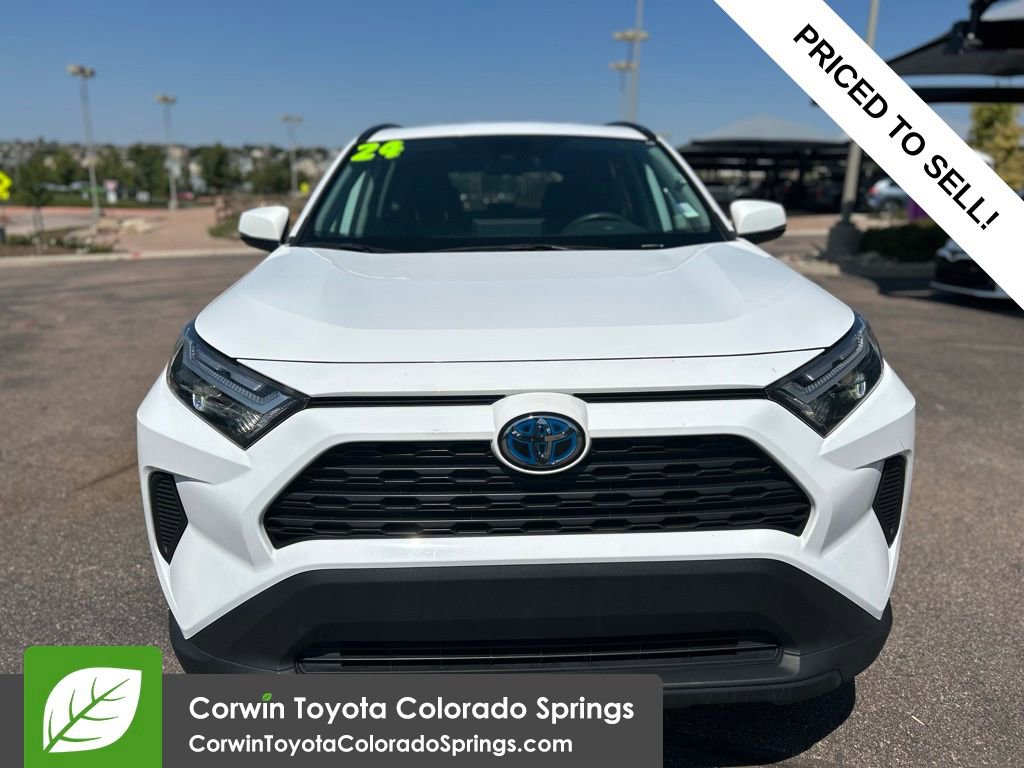 Used 2024 Toyota RAV4 XLE image 2