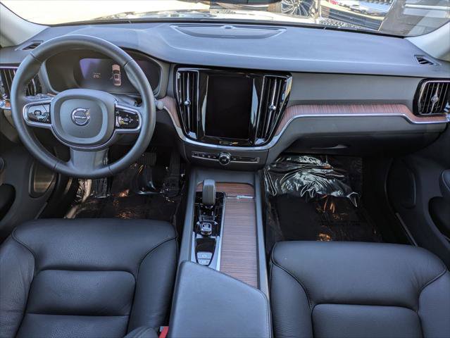 Used 2024 Volvo S60 B5 Plus w/ Climate Package image 23
