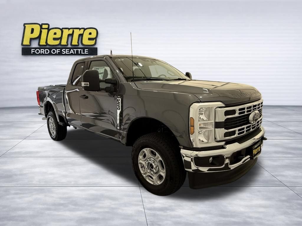 New 2026 Ford F250 XLT w/ FX4 Off-Road Package AWD/4WD image 6
