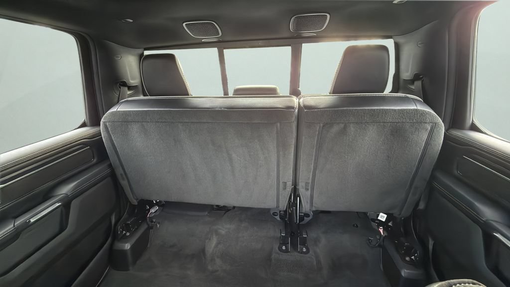 Used 2024 RAM 1500 Laramie AWD/4WD image 19