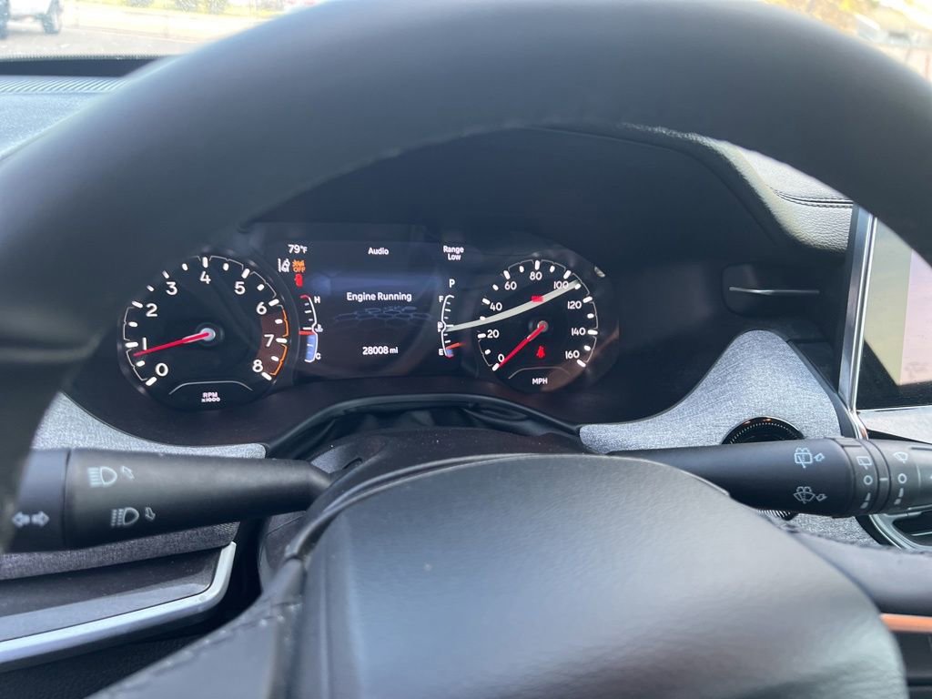 Used 2023 Jeep Compass Latitude image 17